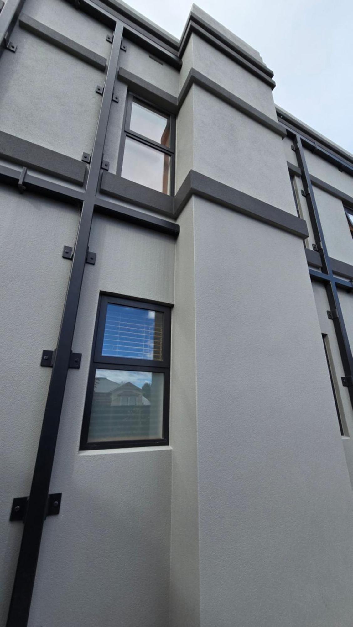Apartment 1 - Haddin Court - Executive One Bedroom بلينهايم المظهر الخارجي الصورة